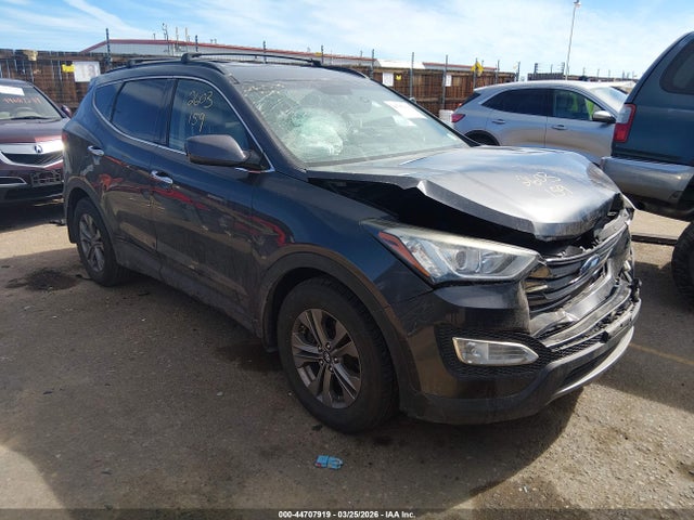 Salvage Hyundai SANTA FE Image