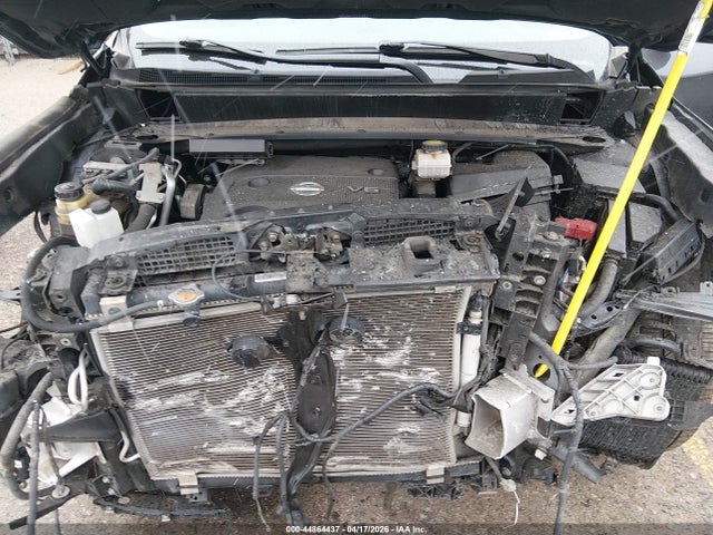 Nissan Pathfinder Platinum