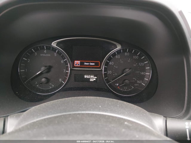 Nissan Pathfinder Platinum