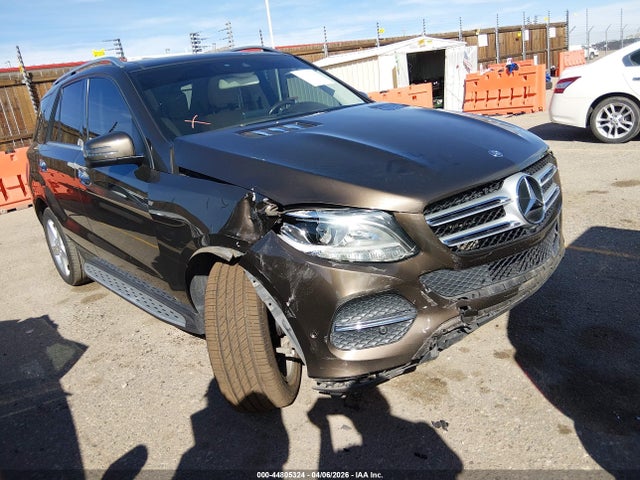 Salvage Mercedes-Benz GLE Image