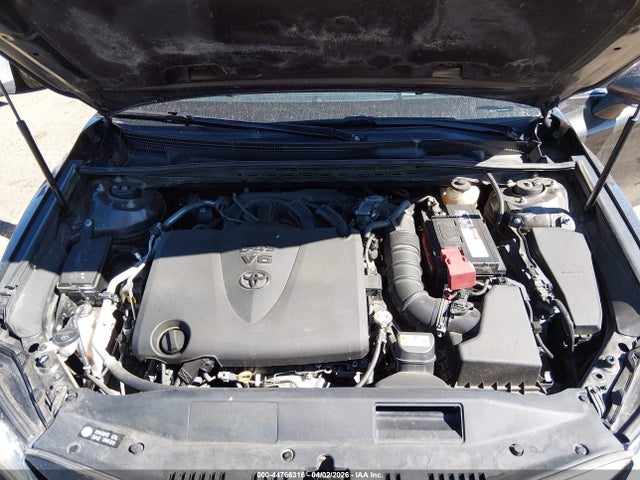 Toyota Camry Xle V6