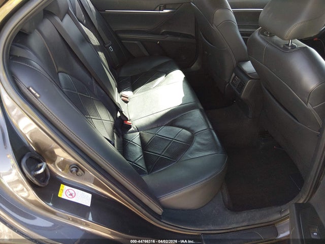 Toyota Camry Xle V6