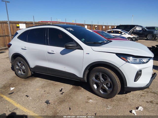 Ford Escape St-line