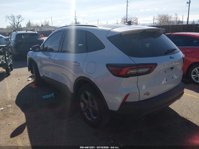 Ford Escape St-line
