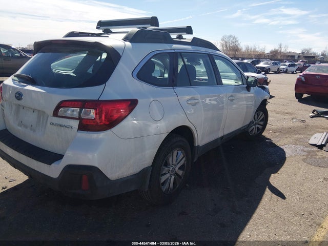 Subaru Outback 2.5i