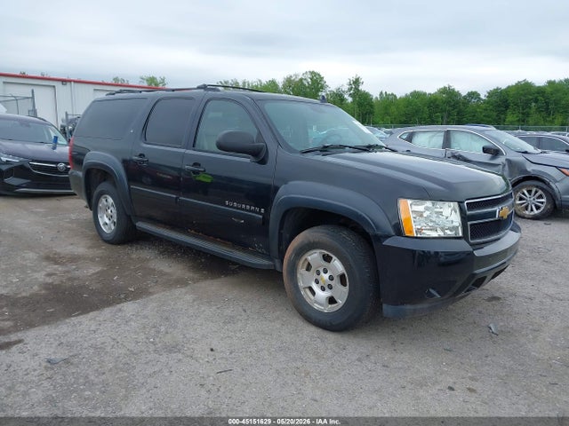 Salvage Chevrolet Suburban 1500 Image