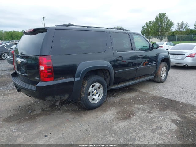 Chevrolet Suburban 1500 Lt