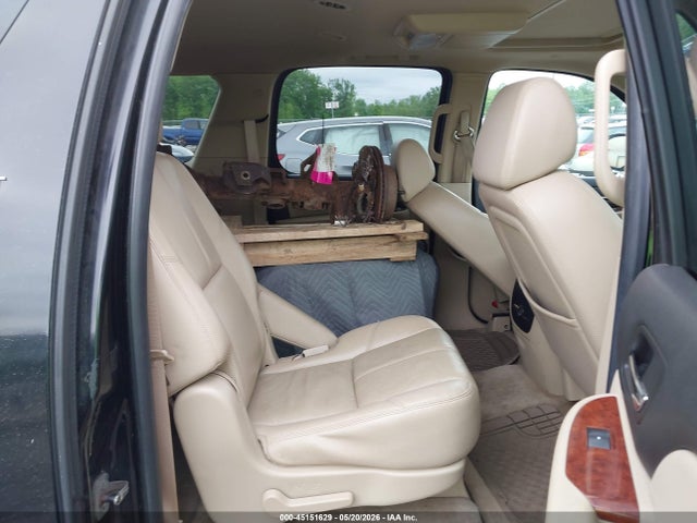 Chevrolet Suburban 1500 Lt