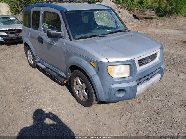 Salvage Honda Element Image