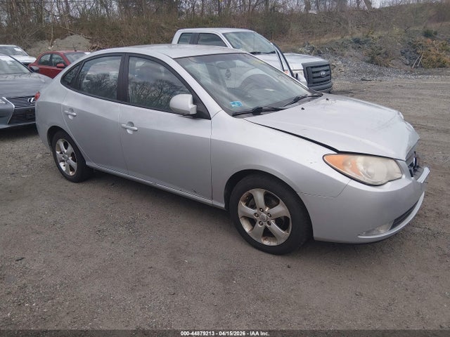 Salvage Hyundai ELANTRA Image