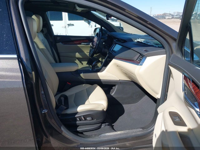 Cadillac XT5 Luxury
