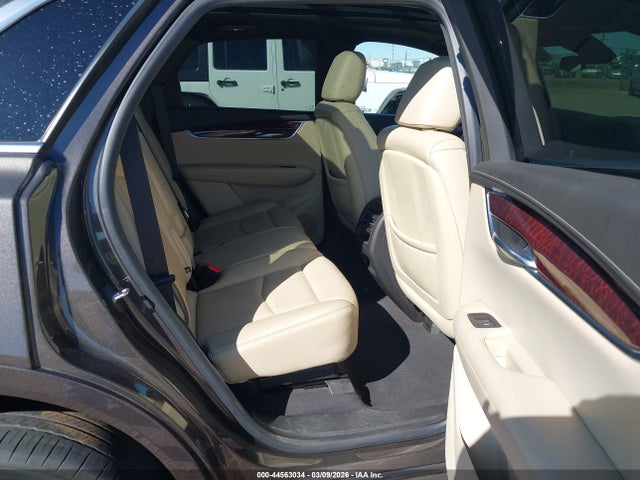 Cadillac XT5 Luxury