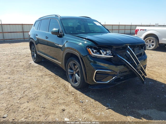 Salvage Volkswagen Atlas Image