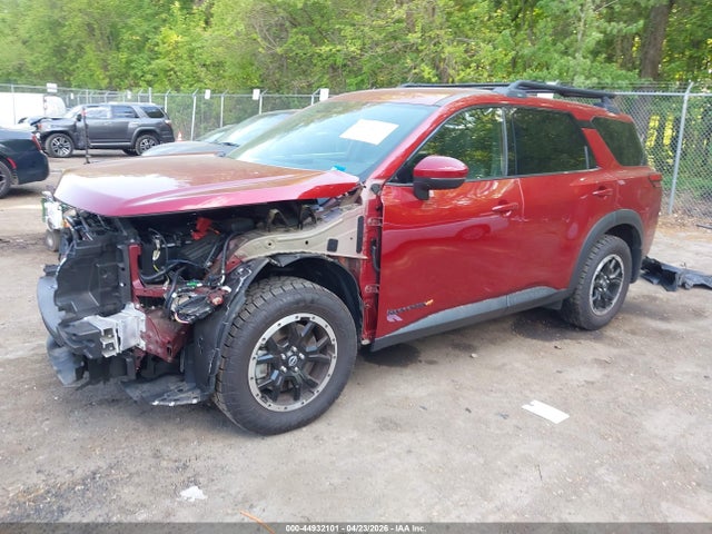 Nissan Pathfinder Rock Creek 4wd