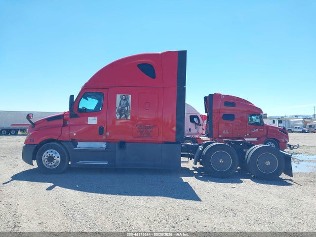 Freightliner New Cascadia 126