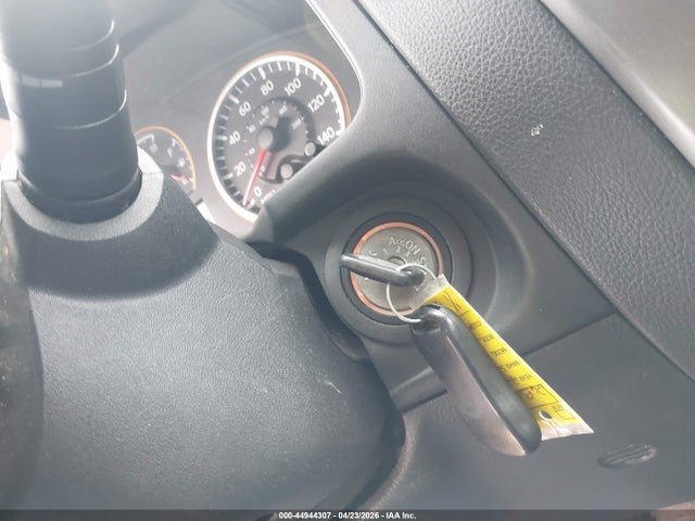 Nissan Armada Sv