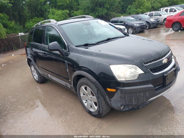 Salvage Chevrolet Captiva Image