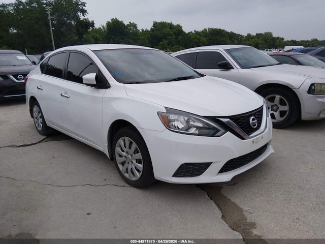 Salvage Nissan Sentra Image