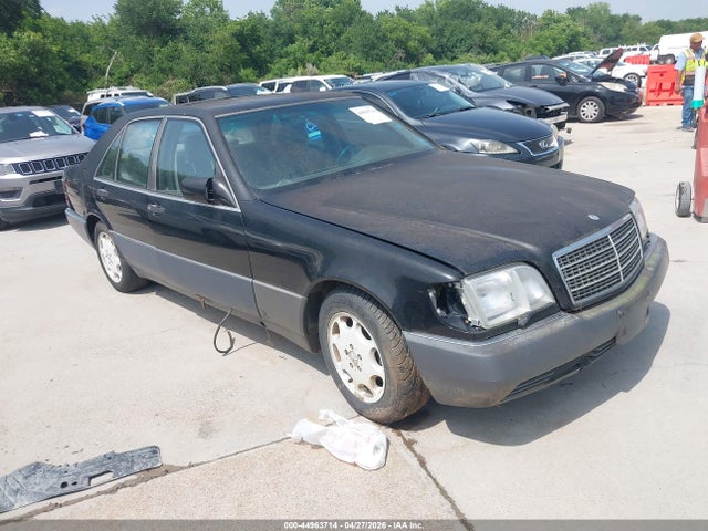 Salvage Mercedes-Benz 300 Image
