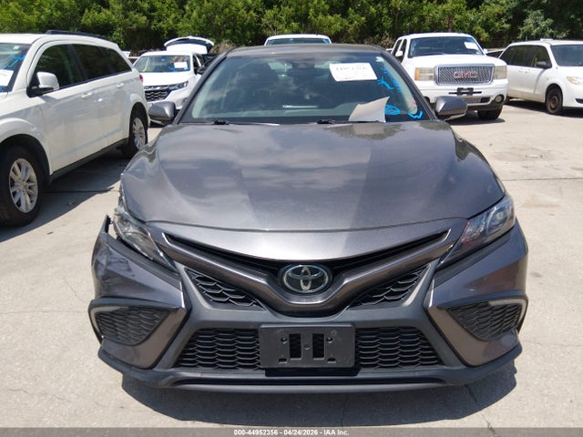 Toyota Camry Se