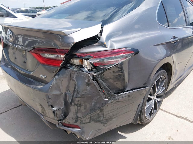 Toyota Camry Se