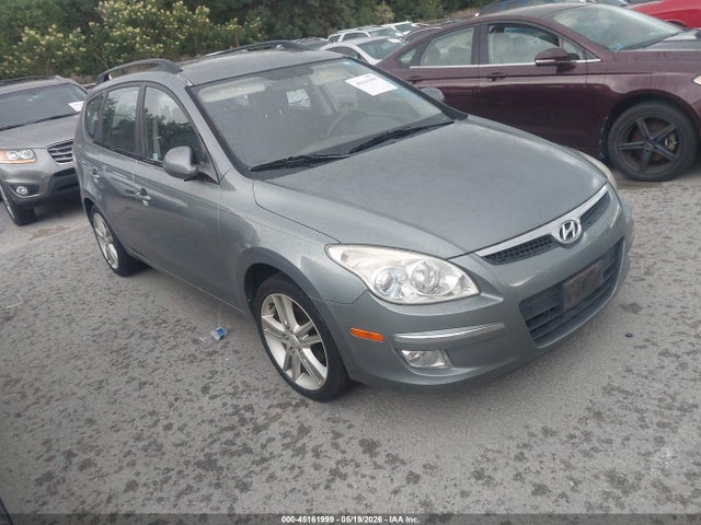 Salvage Hyundai ELANTRA Image