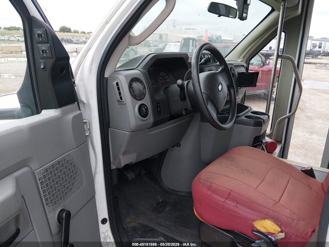 Ford E-350