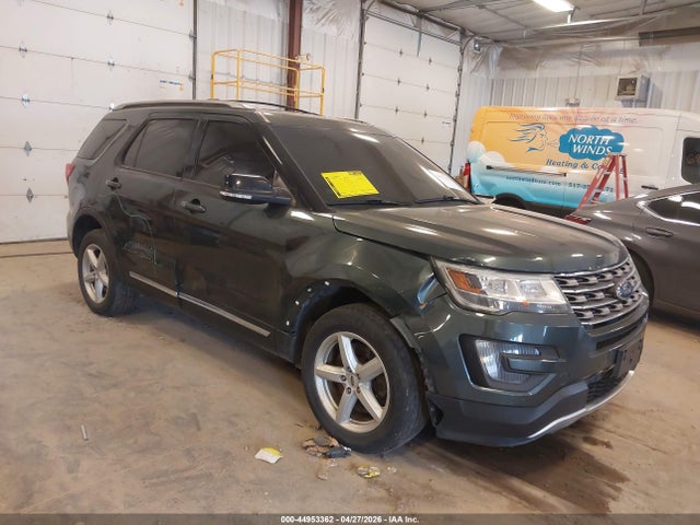 Salvage Ford Explorer Image