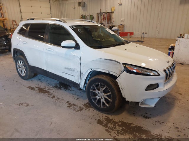 Salvage Jeep Cherokee Image
