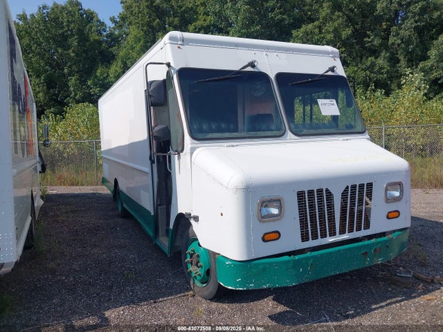 Salvage Workhorse Custom Chassis Commercial Chassis Image