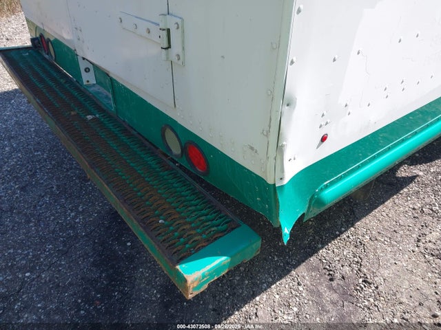 Workhorse Custom Chassis Commercial Chassis W42