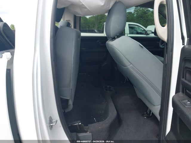 Ram 1500 Express Quad Cab 4x2 6'4 Box