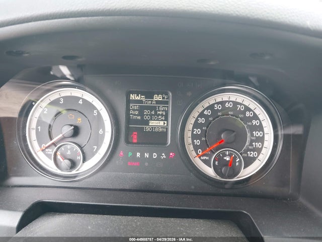 Ram 1500 Express Quad Cab 4x2 6'4 Box