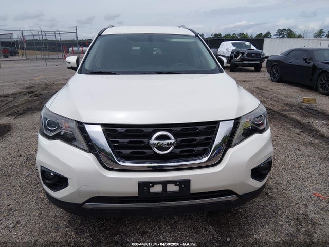 Nissan Pathfinder Sl
