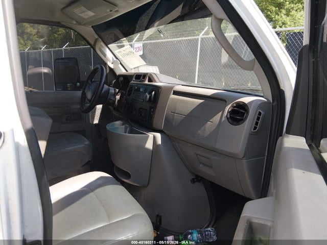 Ford E-350