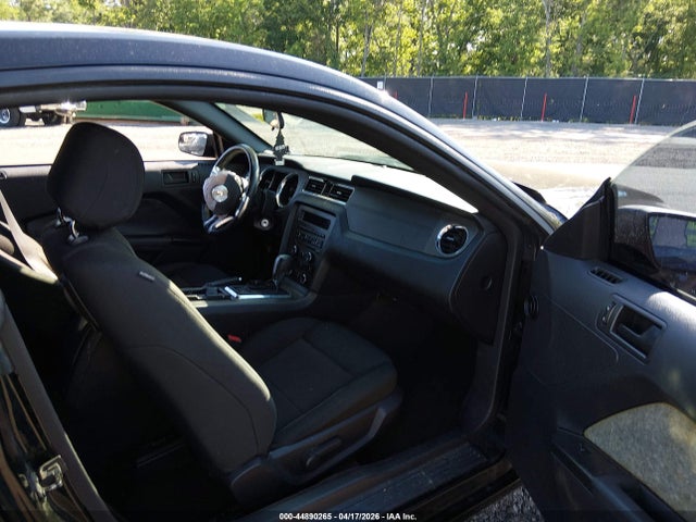 Ford Mustang V6