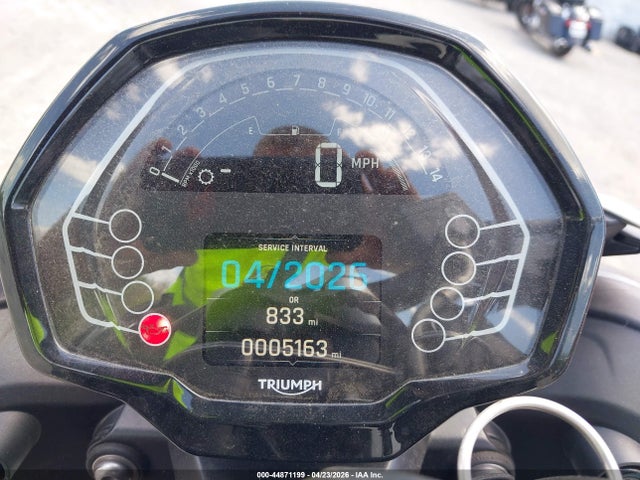 Triumph Street Triple 765 R