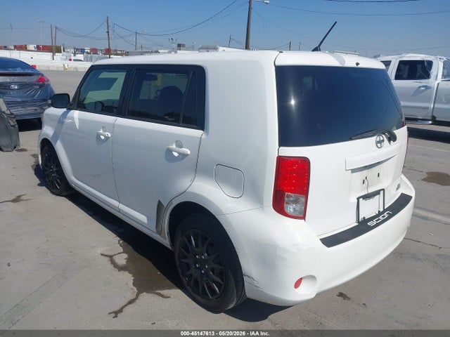 Scion xB