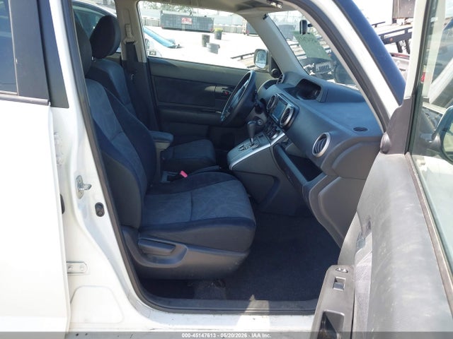 Scion xB