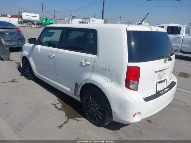 Scion xB