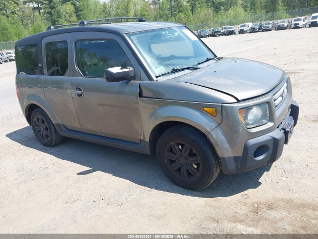 Salvage Honda Element Image