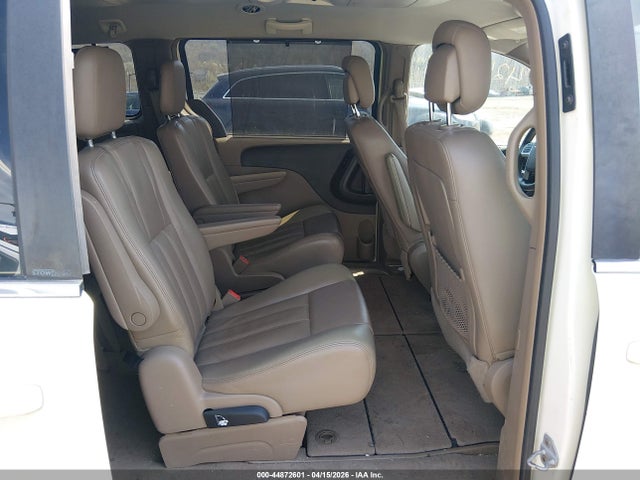 Chrysler Town & Country Touring-l