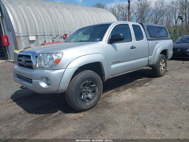 Toyota Tacoma Base V6