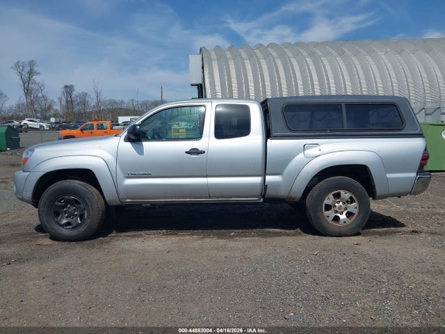 Toyota Tacoma Base V6