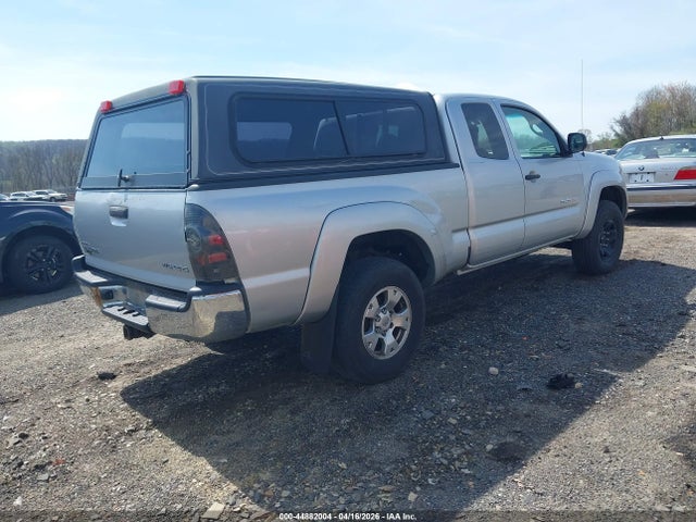 Toyota Tacoma Base V6