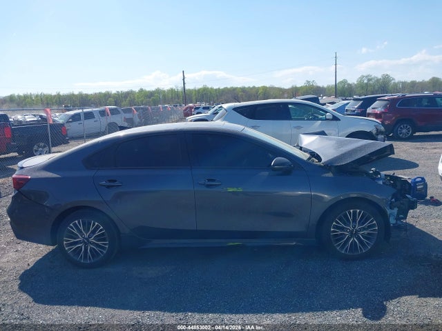 Kia Forte Gt-line