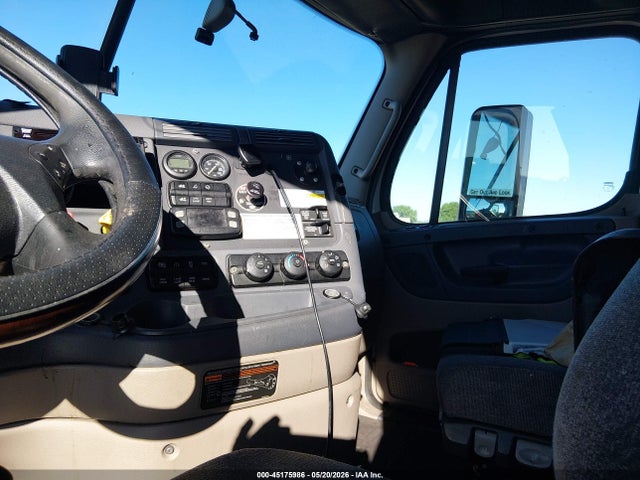 Freightliner Cascadia 125