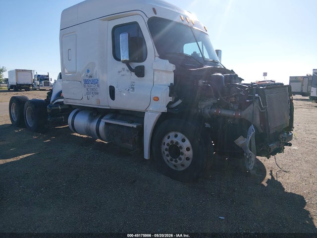Salvage Freightliner Cascadia 125 Image