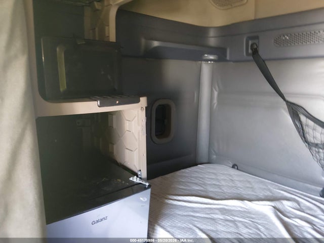 Freightliner Cascadia 125