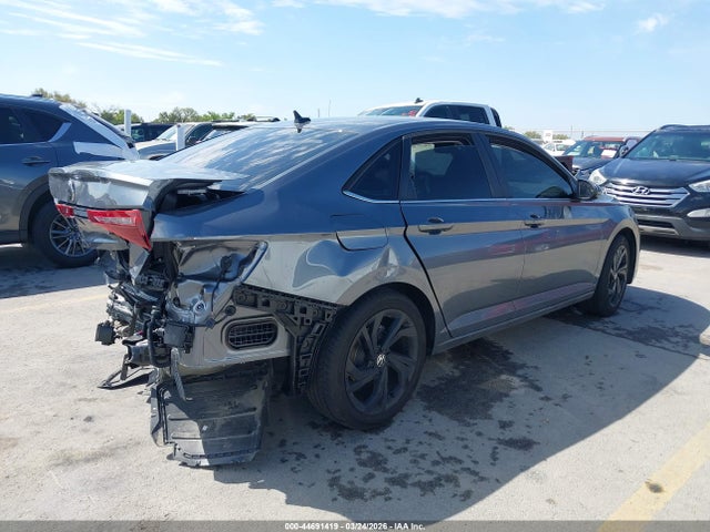 Volkswagen Jetta 1.5t Se
